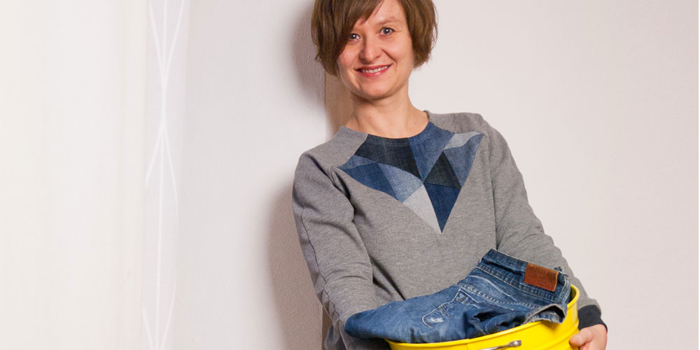 Upcycling Stories #1 – Denim Patchwork Sweater
